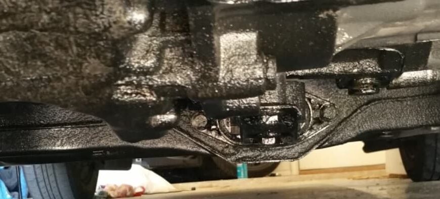 Вероятные протечки масла и технических жидкостей автомобиля – причины и устранение 10 причины утечки масла